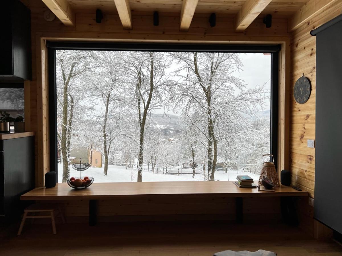 Moodysun Studio, Remote Tiny Home Comarnic Eksteriør billede