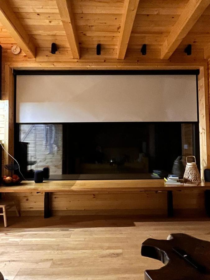 Moodysun Studio, Remote Tiny Home Comarnic Eksteriør billede